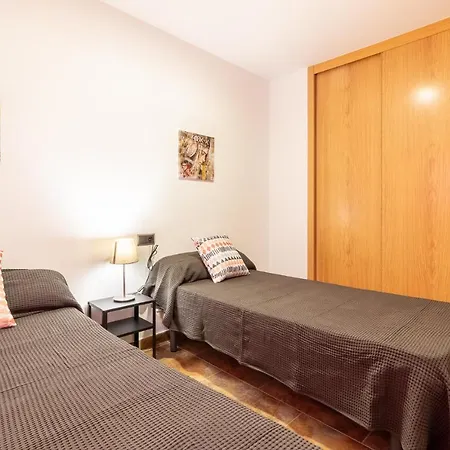 Flatguest Matorral + 3bdr + Bbq + Airport Apartment